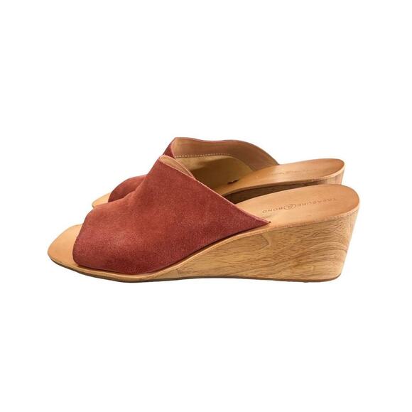 y2k‎ vtg. Burgundy suede wedge mule sandals with wooden wedge heel size 8 - Picture 2 of 7
